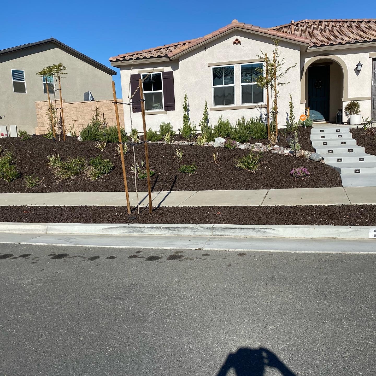 Brown Rubber Mulch 20Lb